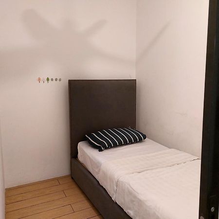 Itcc Manhattan Suites By Calvin Donggongon Luaran gambar