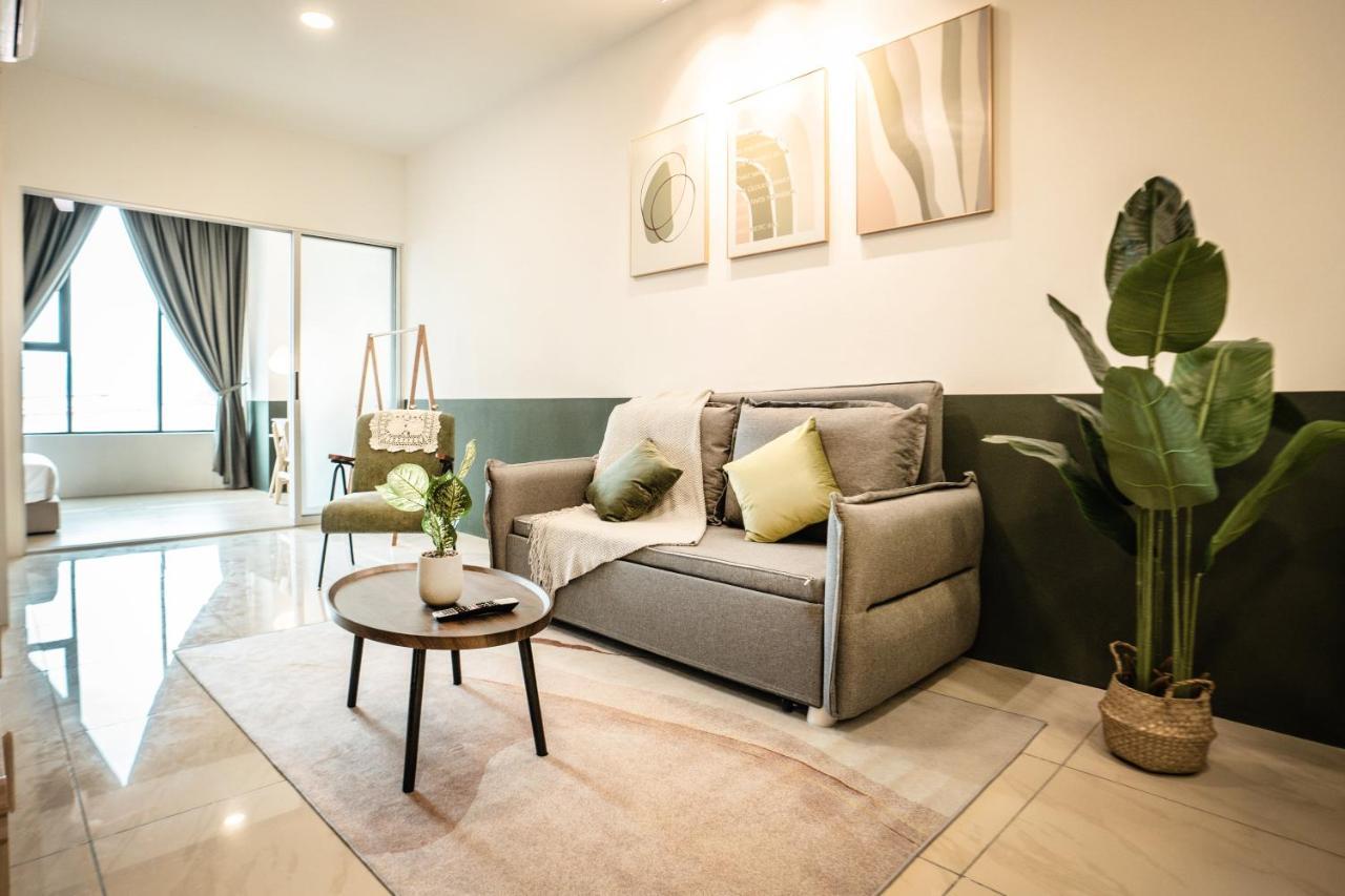 Itcc Manhattan Suites By Calvin Donggongon Luaran gambar